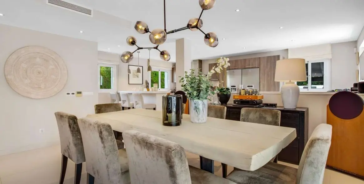 Продажа  отдельно стоящей виллы в Nueva Andalucía 7