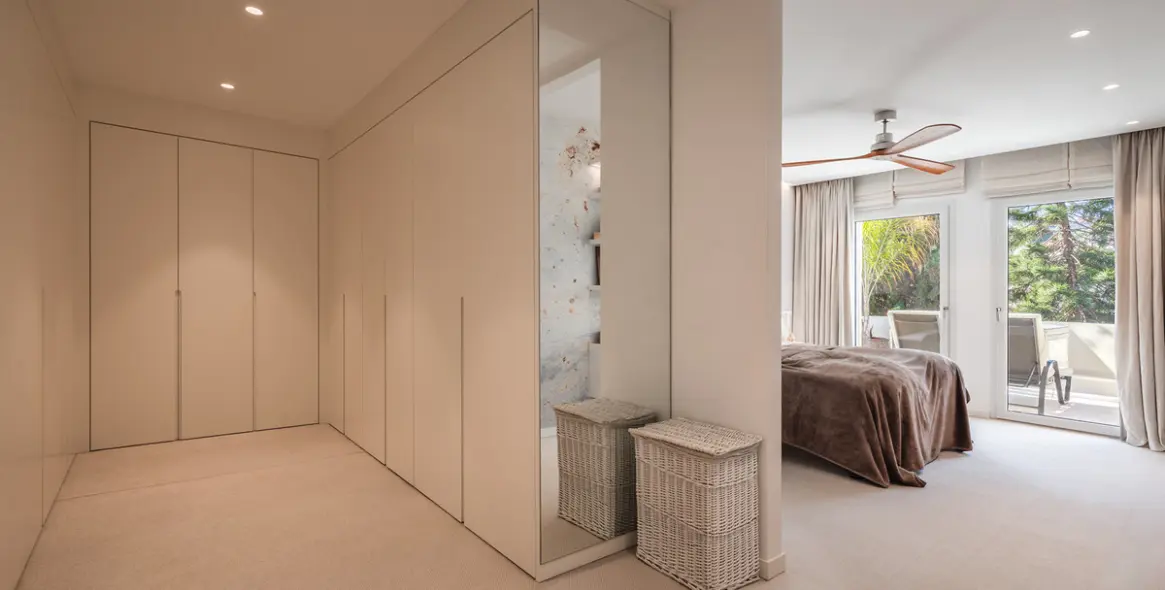 Продажа двухуровневого пентхауса в Nueva Andalucía 13