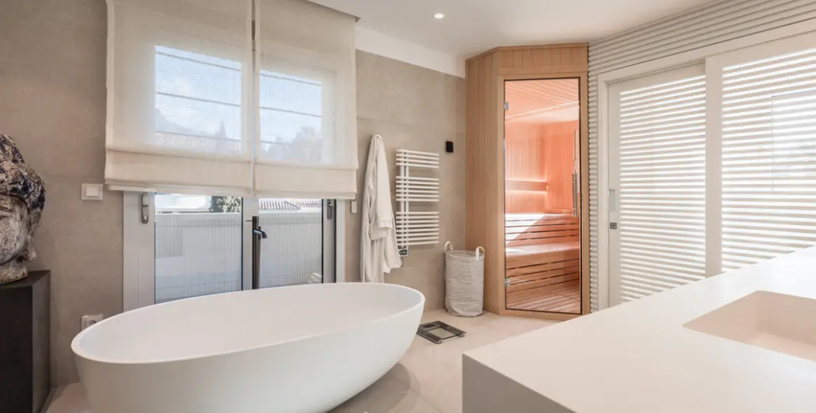 Продажа двухуровневого пентхауса в Nueva Andalucía 16