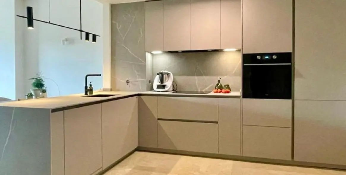 Sale of ground floor apartment in Manilva 10