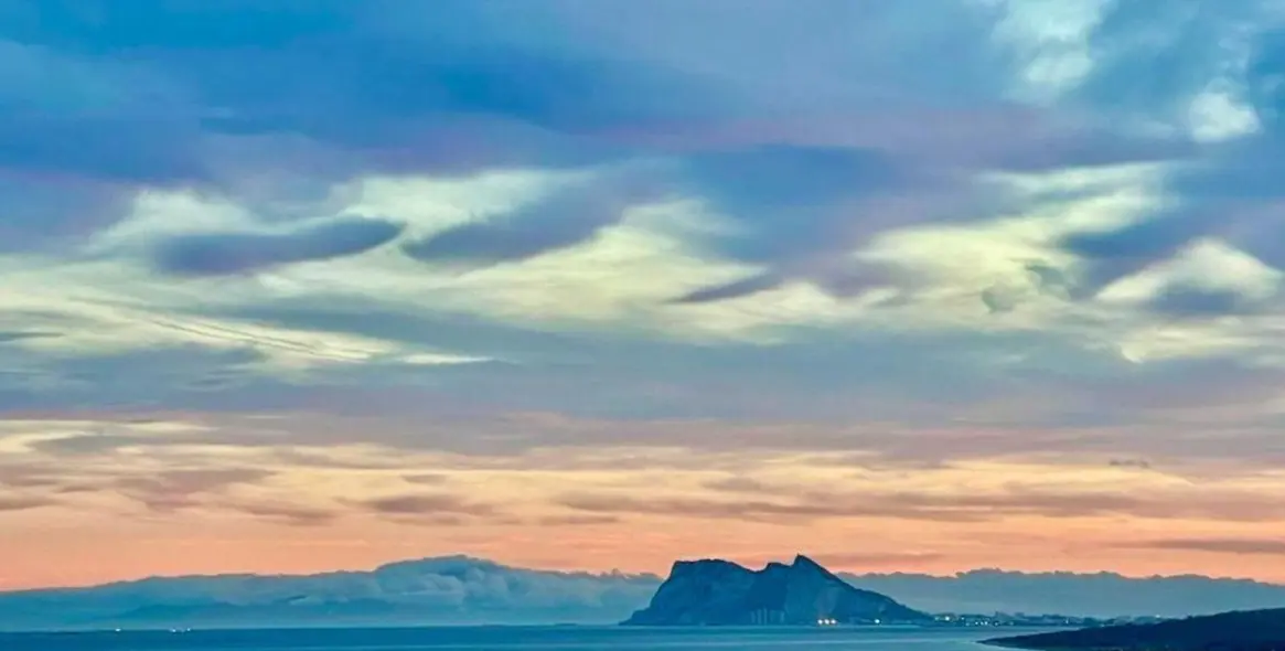 Продажа апартаментов на среднем этаже в Manilva 24