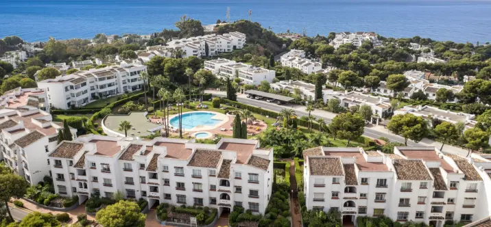 Sale of ground floor apartment in Miraflores 2