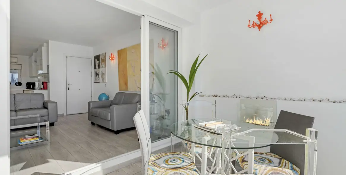 Sale of ground floor apartment in Miraflores 16