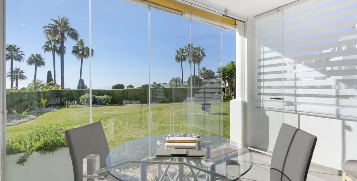 Sale of ground floor apartment in Miraflores 19