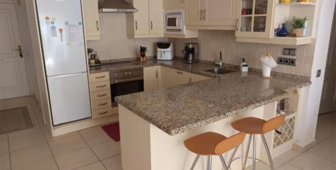 Sale of ground floor apartment in La Quinta 3