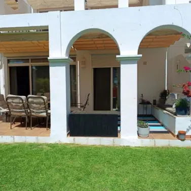 Sale of ground floor apartment in La Quinta