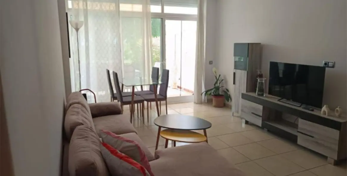 Sale of ground floor apartment in La Quinta 7