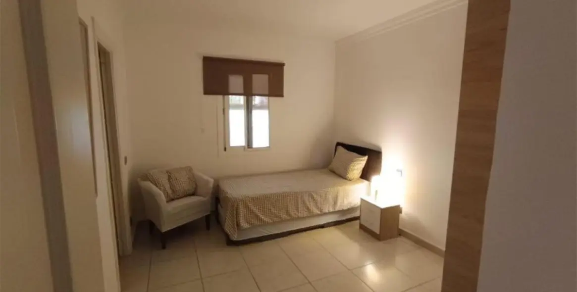 Sale of ground floor apartment in La Quinta 12