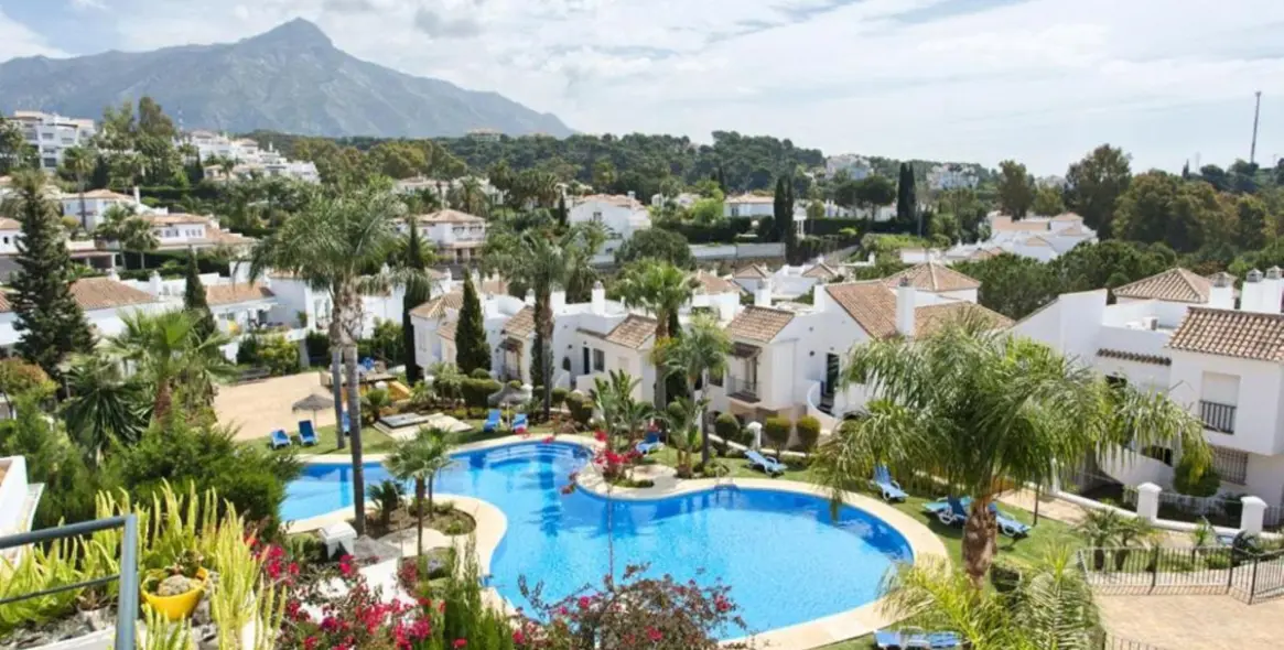 Продажа пентхауса в Nueva Andalucía 1