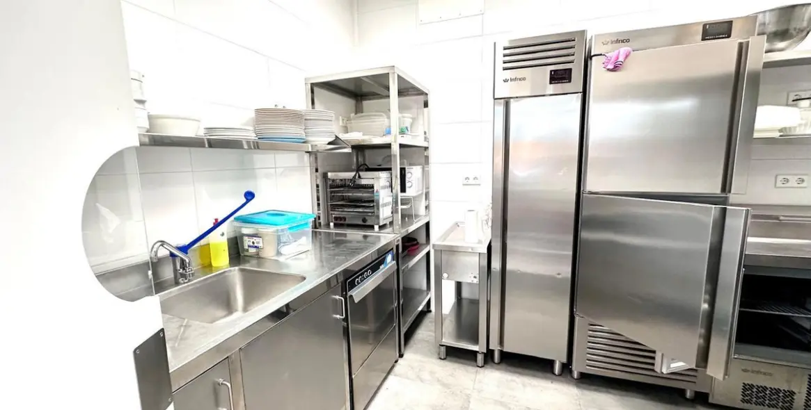 Sale of restaurant in Nueva Andalucía 18