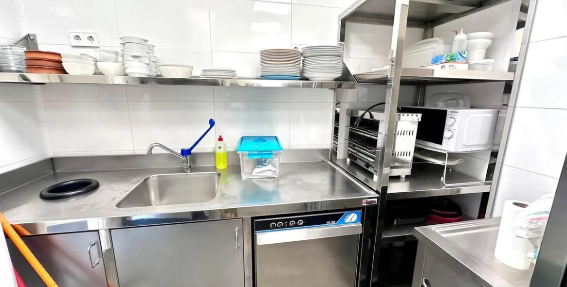 Sale of restaurant in Nueva Andalucía 22