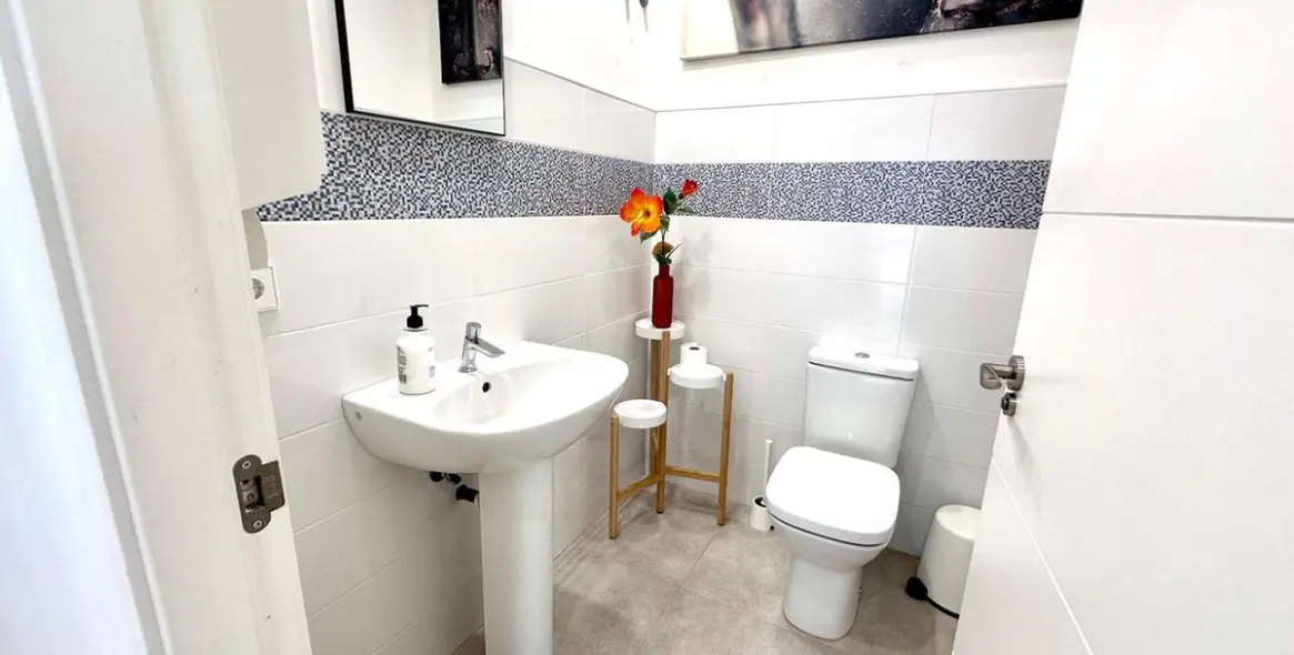 Sale of restaurant in Nueva Andalucía 27