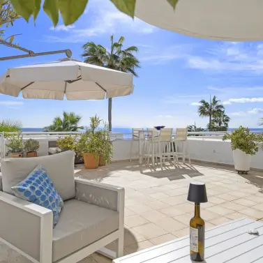 Sale of ground floor apartment in Estepona