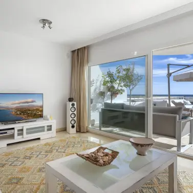 Sale of ground floor apartment in Estepona