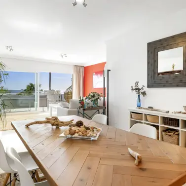 Sale of ground floor apartment in Estepona