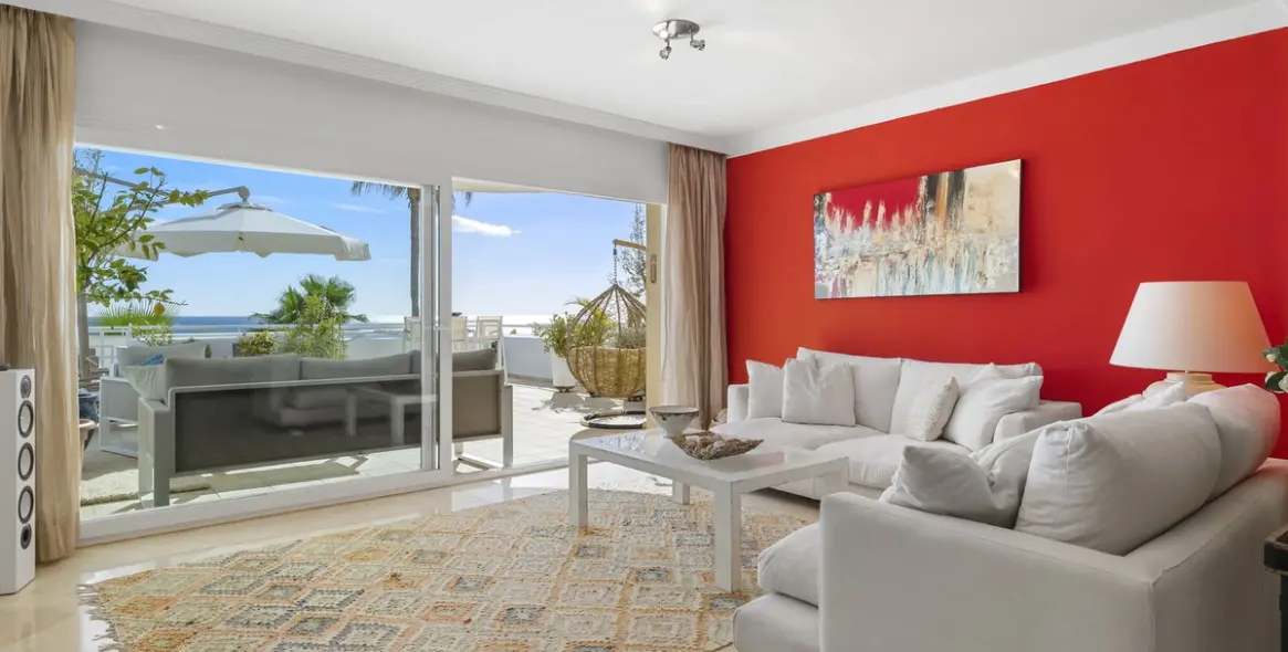 Sale of ground floor apartment in Estepona 9