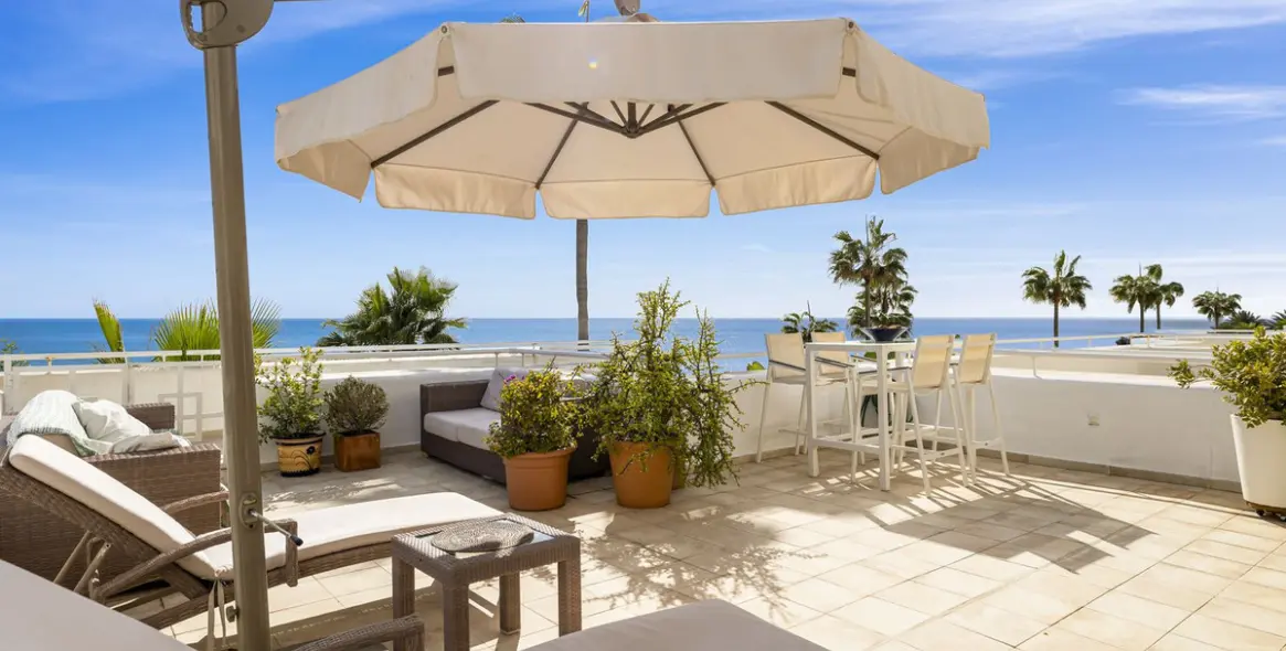 Продажа апартаментов на первом этаже в Estepona 21