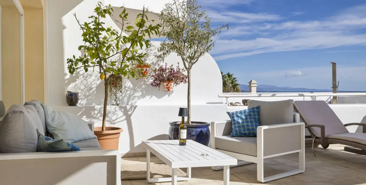 Продажа апартаментов на первом этаже в Estepona 25