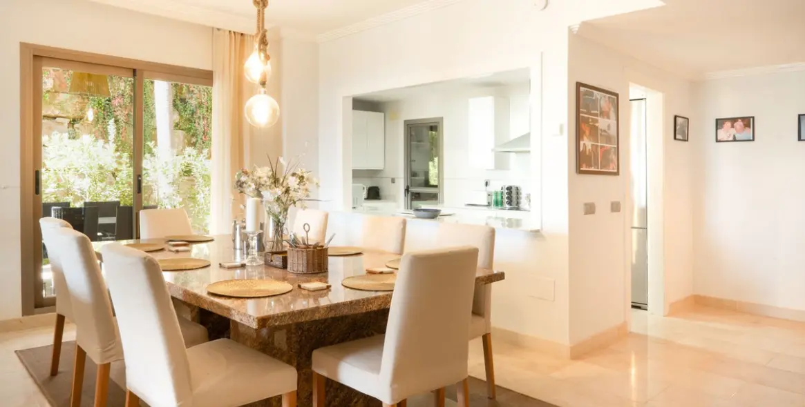 Продажа апартаментов на первом этаже в Benahavís 5