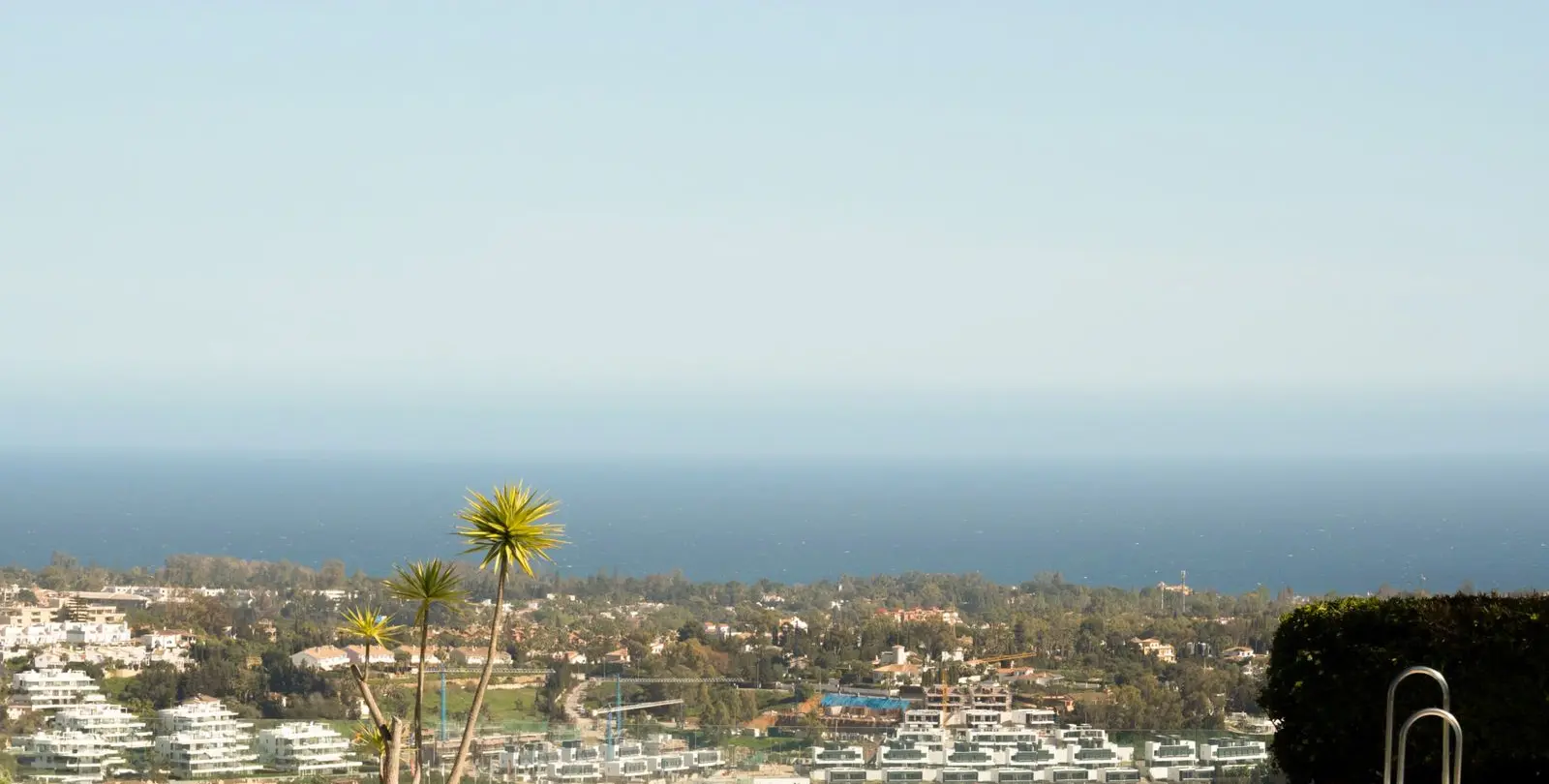 Venta de apartamento en planta baja en Benahavís 3