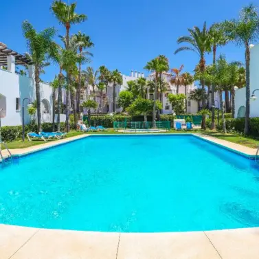 Sale of ground floor apartment in Nueva Andalucía