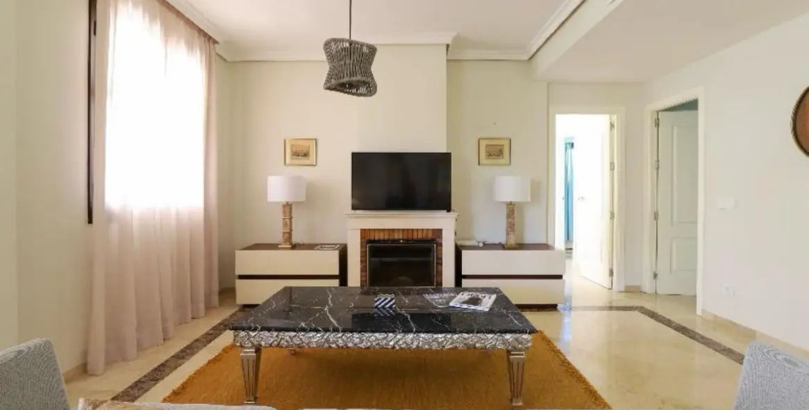 Venta de apartamento en planta baja en Nueva Andalucía 8