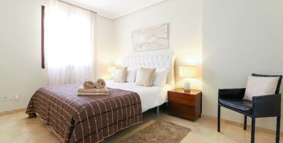 Venta de apartamento en planta baja en Nueva Andalucía 18