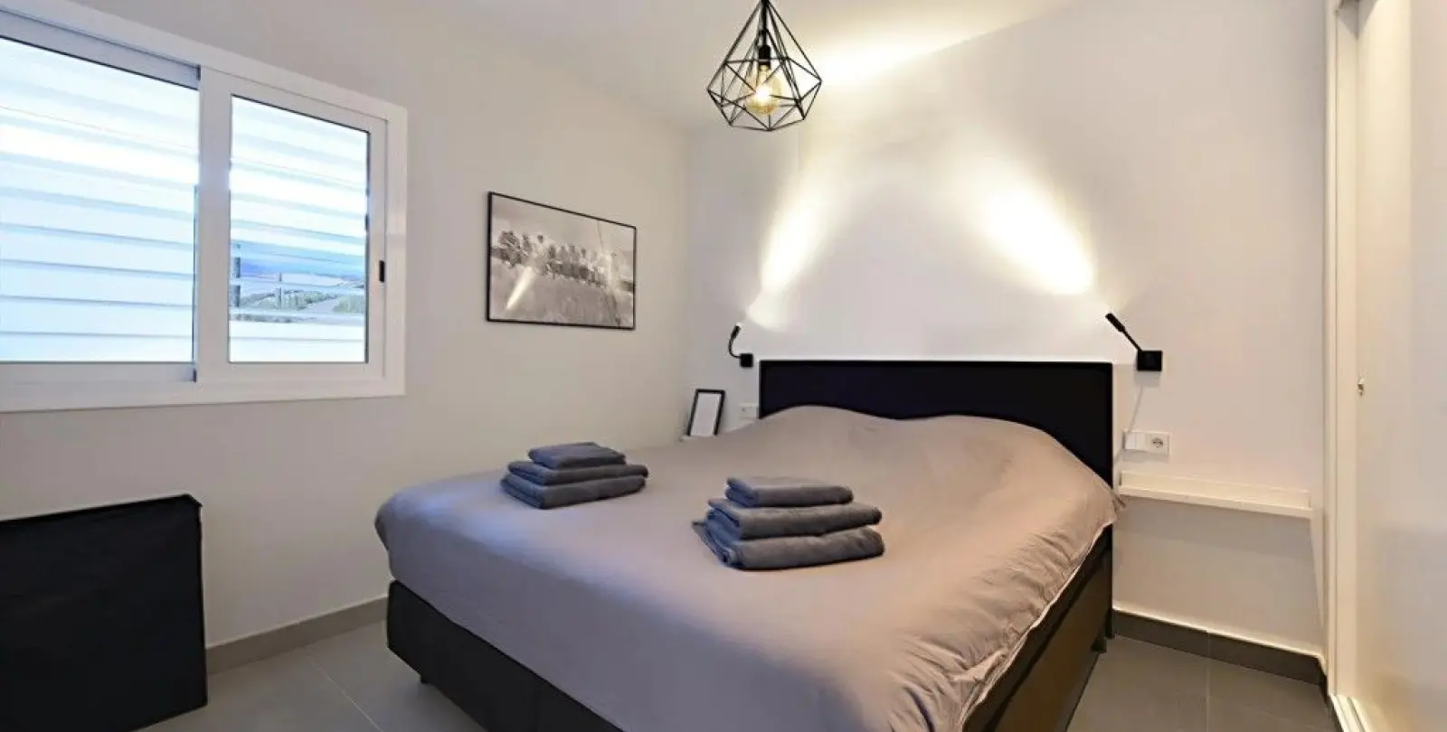 Sale of middle floor apartment in Fuengirola 19