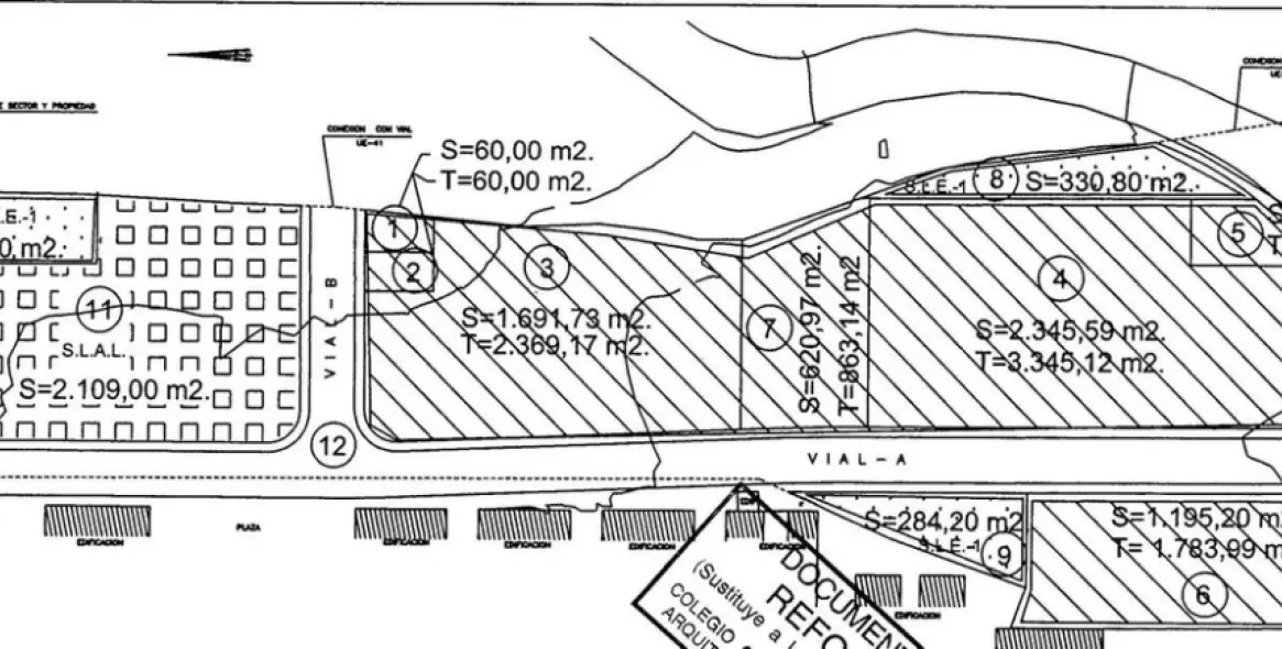 Sale of residential plot in Coín 4