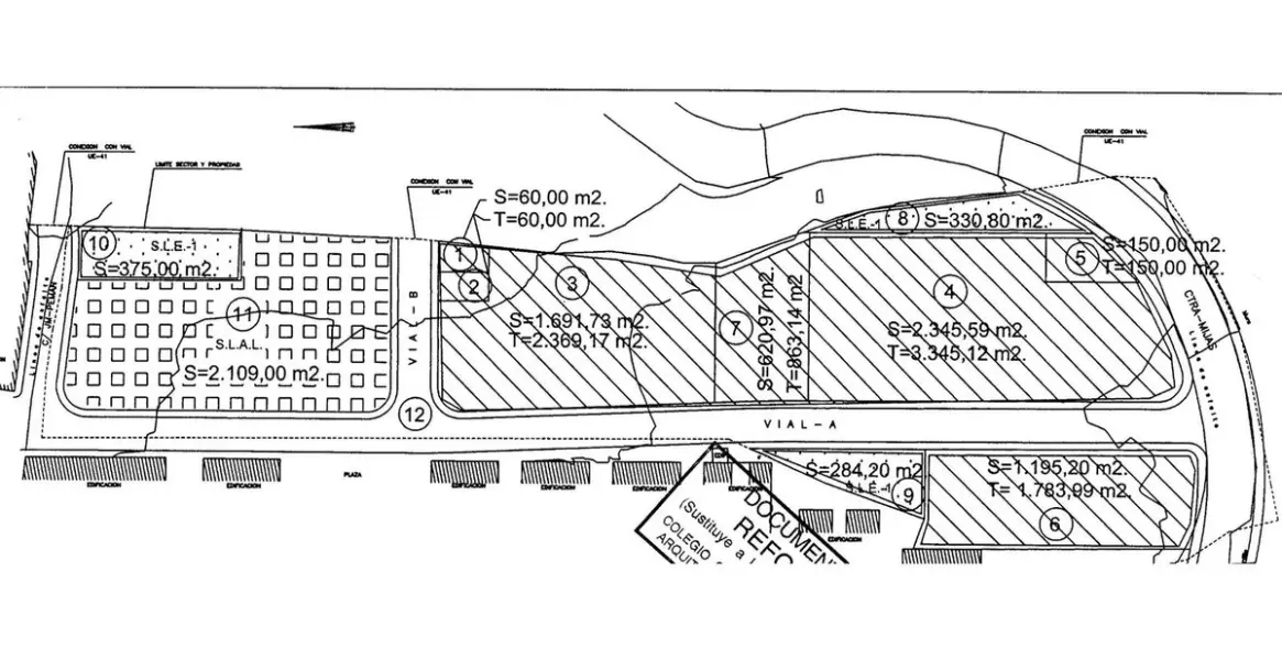 Sale of residential plot in Coín 5