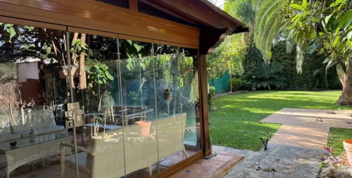 Продажа дома на две семьи в Estepona 18