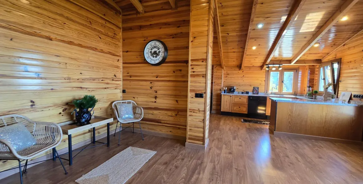 Sale of detached villa in Limonar 16