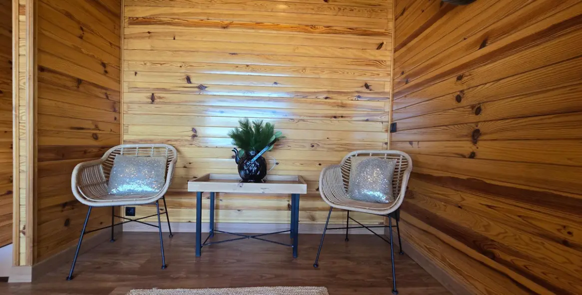 Sale of detached villa in Limonar 17