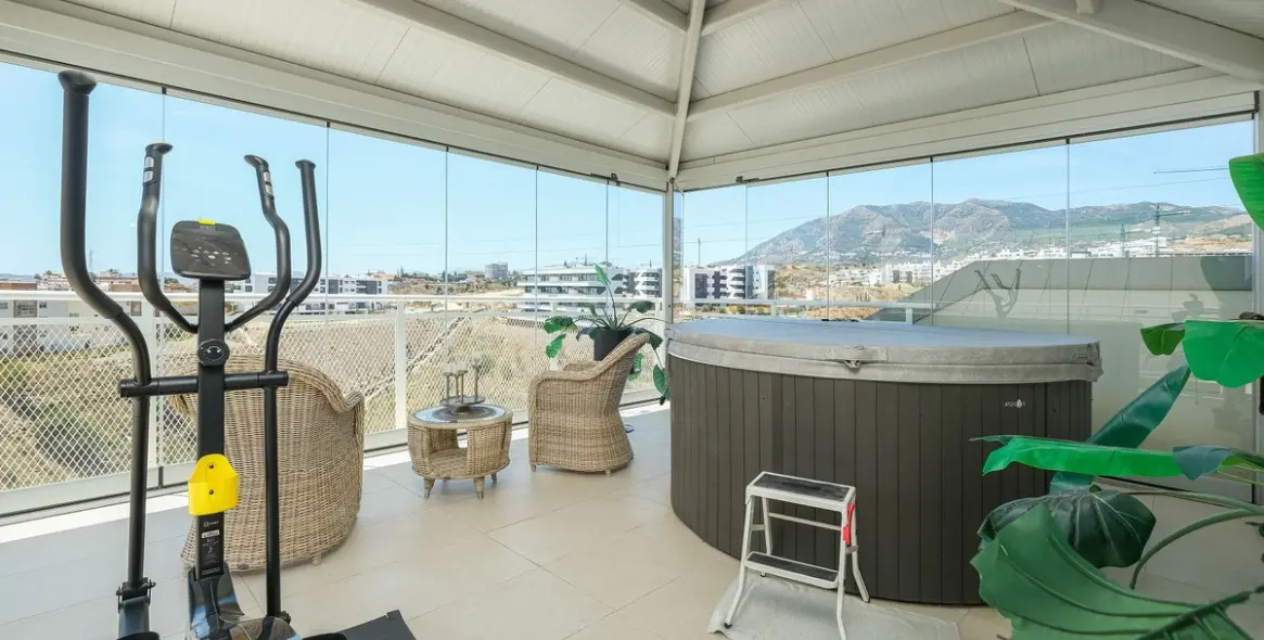 Sale of penthouse in Fuengirola 17
