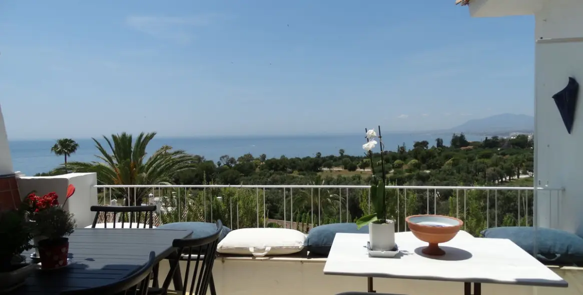 Venta de ático en Río Real 21