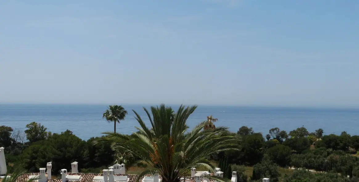 Venta de ático en Río Real 22