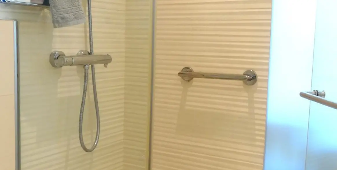 Venta de ático en Río Real 25