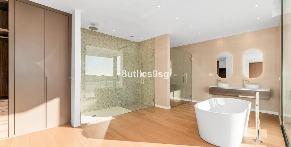 Продажа  отдельно стоящей виллы в Benahavís 8