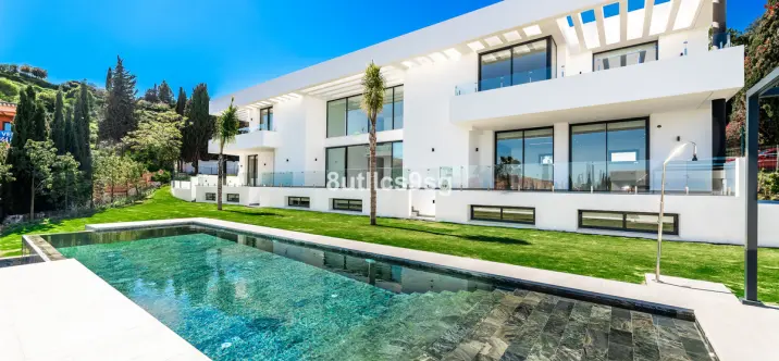 Venta de villa independiente en Benahavís 0