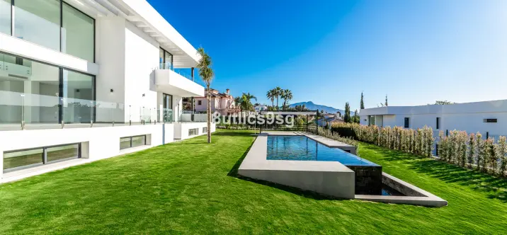 Venta de villa independiente en Benahavís 1