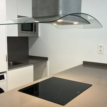 Sale of middle floor apartment in Estepona