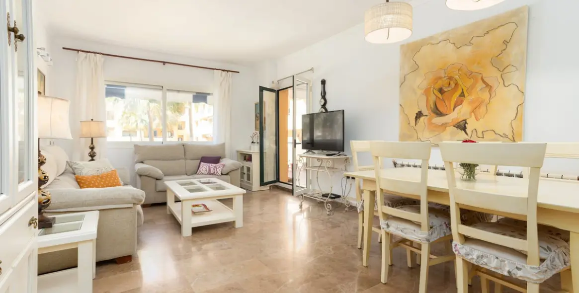 Long-term rent of middle floor apartment in San Pedro de Alcántara 2