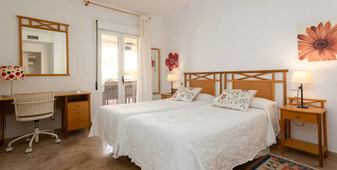 Long-term rent of middle floor apartment in San Pedro de Alcántara 9