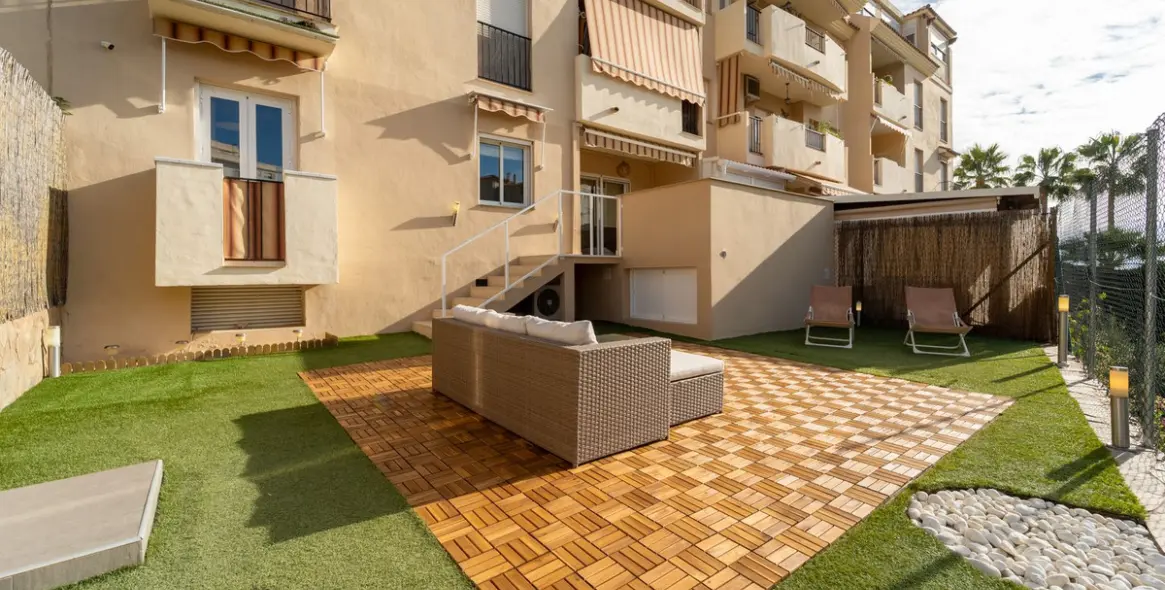 Sale of ground floor apartment in Arroyo de la Miel 4