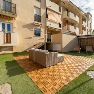 Продажа апартаментов на первом этаже в Arroyo de la Miel