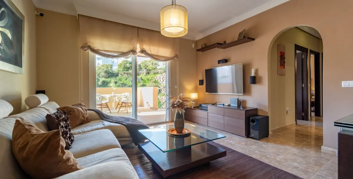 Sale of ground floor apartment in Arroyo de la Miel 5