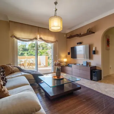 Продажа апартаментов на первом этаже в Arroyo de la Miel