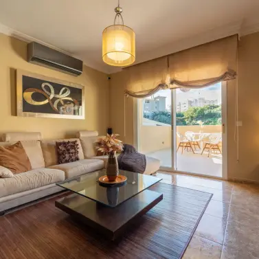 Продажа апартаментов на первом этаже в Arroyo de la Miel