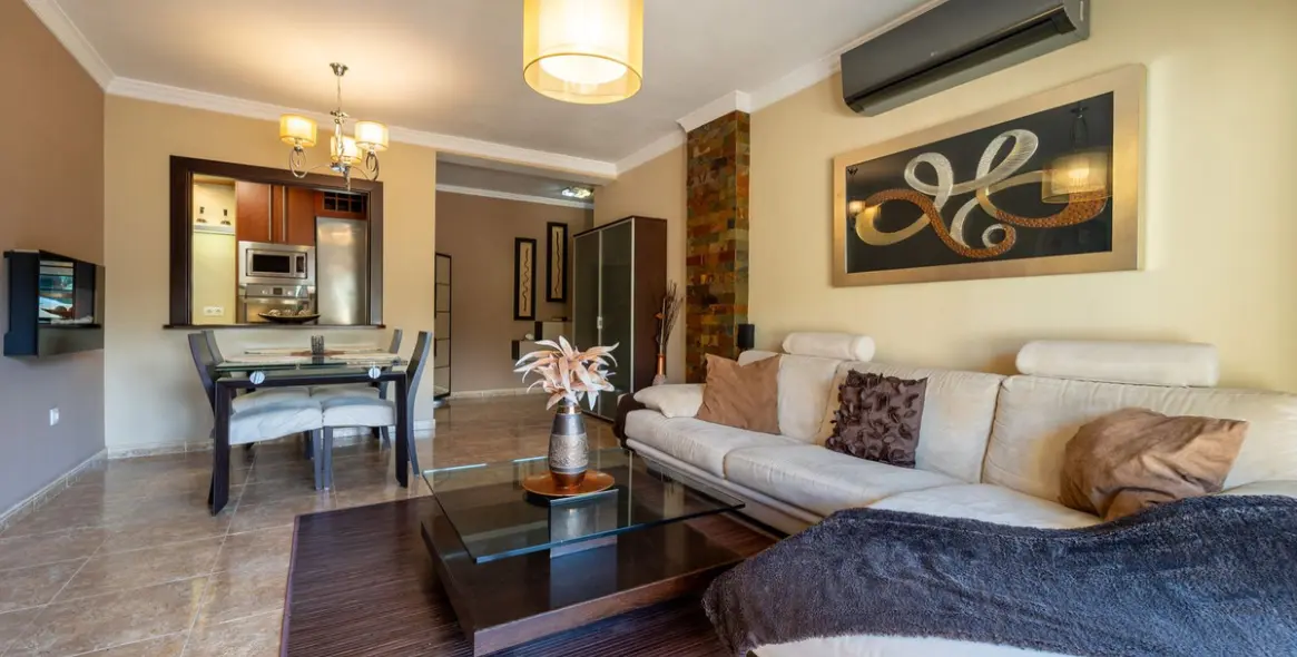 Sale of ground floor apartment in Arroyo de la Miel 7