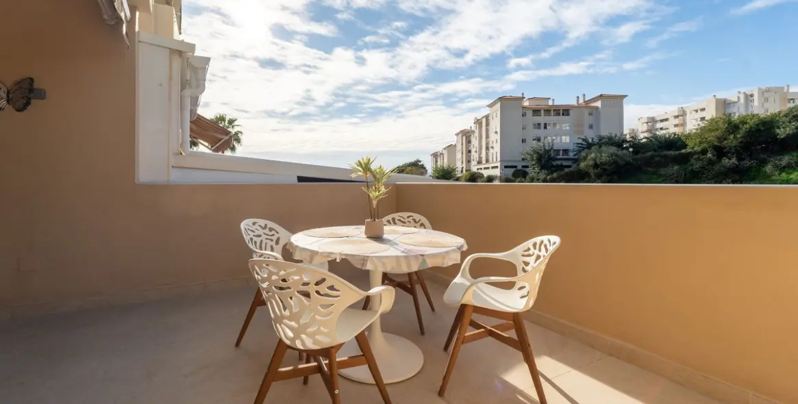 Sale of ground floor apartment in Arroyo de la Miel 16